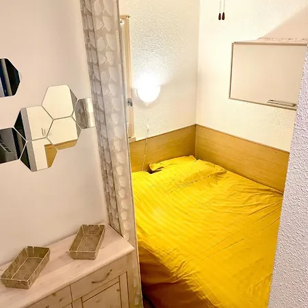 Le Golfe - Ile Des Loisirs - Clim - Piscine - Luna Park Apartment